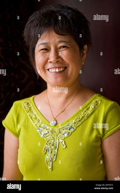 are there middle age women in china looking for husbands
